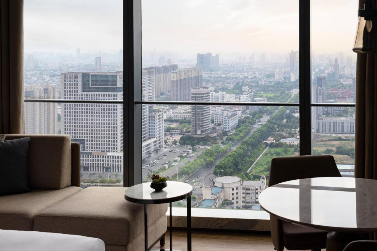 Zhangjiagang Marriott Hotel Exterior foto